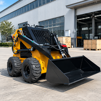 Mini-chargeuse compacte sur pneus 300 kg, personnalisable avec accessoires hydrauliques pour la ferme, le jardin et la construction