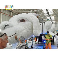 Décor de scène Accessoires de modèle animal Mascotte de chèvre gonflable géante blanche Figure gonflable à fourrure