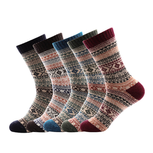 2025 Custom Comfortable Luxury Soft Harajuku Stripe <strong>Wool</strong> <strong>Thick</strong> Winter Knitted Tube Warm Vintage <strong>Socks</strong> for <strong>Men</strong> - Product Image 1