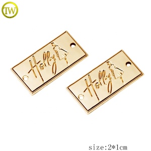 Tùy Chỉnh Đồ Bơi Trang Trí Kim Loại Thư Logo Quần Áo Kim Loại Khắc Tên Huy Hiệu <span class=keywords><strong>Handmade</strong></span> May May Vàng Thẻ Nhãn Cho Áo Ngực - Product Image 2