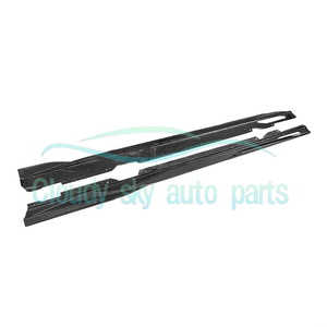 Minigonne laterali in fibra di carbonio stile SQ per BMW <span class=keywords><strong>Serie</strong></span> <span class=keywords><strong>4</strong></span> G26 <span class=keywords><strong>Gran</strong></span> Coupé <span class=keywords><strong>4</strong></span> porte 2021+ - Splitter paraurti di alta qualità, nuovo, montaggio a bullone - Product Image 4