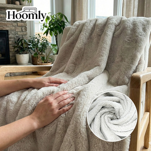 <span class=keywords><strong>Coperta</strong></span> in Finta Pelliccia di Lusso Hoomly 150x180cm, Morbida e Delicata sulla Pelle, <span class=keywords><strong>Coperta</strong></span> Decorativa Moderna per Casa, Hotel, Festività - Product Image 2