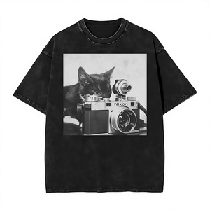 Camiseta Unisex Vintage de Fotógrafo para Impresión, Negra Lavada, Oversize, Casual, Holgada, Manga Corta, 100% Algodón Orgánico de Alta Calidad - Product Image 3