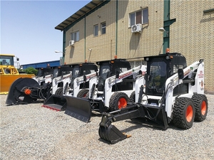 รถตักล้อยาง Changlin พร้อมใบรับรอง CE ราคาพิเศษ 1050 กก. รถตักขนาดเล็กแบบ Skid Steer พร้อมอุปกรณ์ตักกิ่งไม้ - Product Image 3