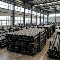 Tuyau de revêtement en acier sans soudure API 5CT avec raccord et extrémité filetée