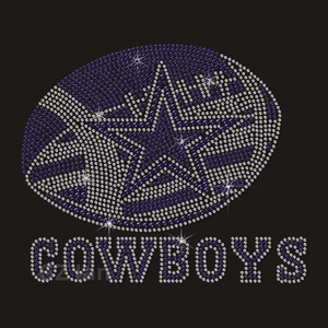 Transfer Termoadesivo con Strass 'They Not Like Us Cowboys Football' per Magliette, Motivo Squadra Sportiva - Product Image 5