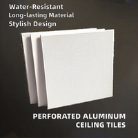 Panneaux décoratifs modernes carrés ignifuges en alliage d'aluminium 600x600 perforés en diagonale pour chambres d'hôtel et centres commerciaux