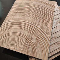 Panneaux muraux modernes en bois de chêne massif, résistants à l'humidité, motif géométrique 3D, décoration 3D, panneaux muraux en bois CNC pour les portes d'appartements
