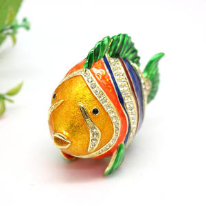 SHINNYGIFTS маленькая металлическая эмалированная коробка для безделушек с разноцветными рыбками, оптовая продажа украшенных драгоценностями коробок для безделушек - Product Image 4