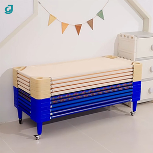 Lits de Crèche Empilables en Acier et Plastique pour Enfants de Maternelle - Product Image 1