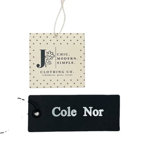 Doppia stampa personalizzata nome e Logo indumento personalizzato etichette da appendere spesse etichette per vestiti per bambini con stringhe - Product Image 1
