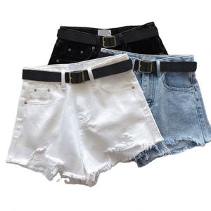 Pantalones cortos de mezclilla de verano para mujer, de cintura alta, corte en A, con borde sin rematar, efecto adelgazante, de pierna ancha que cubre la figura - Product Image 1