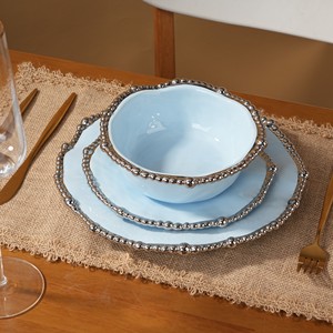 Servizio di <span class=keywords><strong>Piatti</strong></span> da 18 Pezzi Artigianale in Ceramica Bianca <span class=keywords><strong>e</strong></span> <span class=keywords><strong>Oro</strong></span>, Stoviglie Senza BPA con Bordo Dorato a Perline, <span class=keywords><strong>Piatti</strong></span> Piani <span class=keywords><strong>e</strong></span> Ciotole - Product Image 5