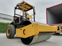 Compacteur de sol SR08MA économique, poids 8000 kg, fréquence de vibration 42 Hz, pour la construction de routes rurales et de pavés en gravier
