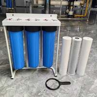 Filtre à eau Big Blue 20 pouces à 3 étapes pour la purification de l'eau des puits et des forages en Afrique du Sud avec support robuste