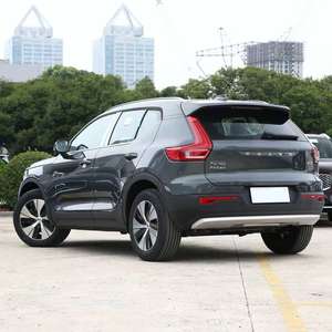 Nouveau pour <span class=keywords><strong>XC40</strong></span> 2025 SUV Automatique Turbo R17 Euro VI Essence/Pétrole Toit ouvrant panoramique Caméra arrière 360° Sièges électriques foncés Traction avant - Product Image 4