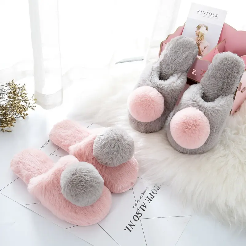 Mode Winter Pom Pom Decoratie Fancy Fuzzy Faux Fur Pluche Slippers Voor Vrouwen
