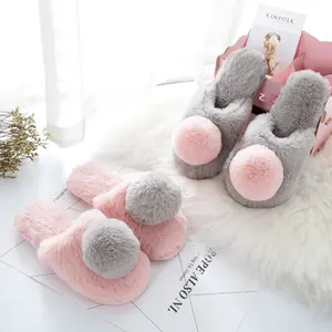 Sandal Pom Pom Wanita, Sandal Bulu Palsu Mewah Bulu Palsu Mode Musim Dingin