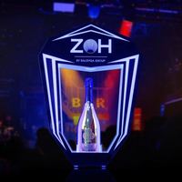 Support LED en acrylique de luxe moderne personnalisé pour présentoir de bouteilles de vin pour boîte de nuit