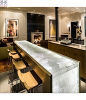 Comptoir de bar à vin en pierre artificielle au design rétro-éclairé charmant pour hôtel et salle de sport, mobilier commercial écologique