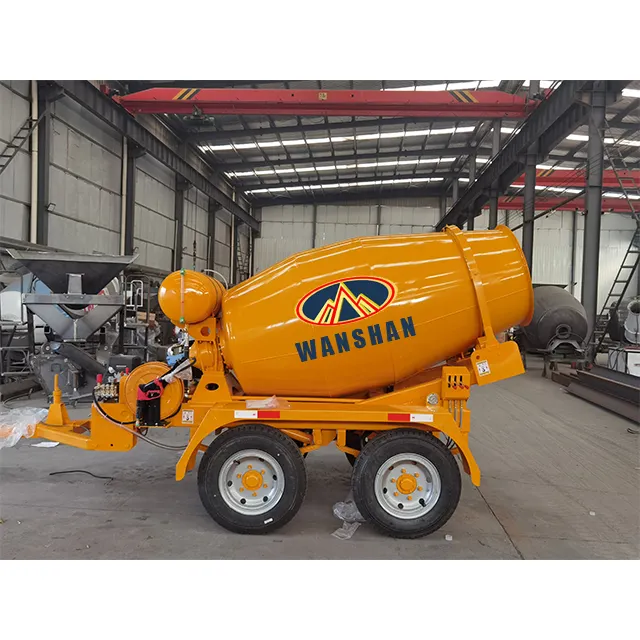 Tangki Mixer beton seluler Trailer semen curah dengan tangki air penggunaan hidrolik mesin Diesel Mixer semen dengan Trailer