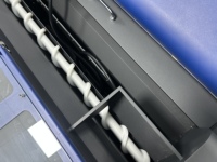 Agitateur de poudre DTF 90 cm à 8 têtes, machine de secouage DTF grand format avec retour automatique pour le marché de l'impression textile