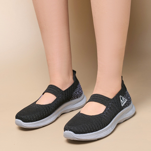 Los fabricantes entregan al por mayor zapatos casuales ligeros transpirables originales personalizados para mujeres zapatos para caminar tejidos voladores para mujeres - Product Image 5