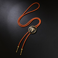 Collier chaîne en corde PU avec pendentif cheval occidental rétro européen et américain en alliage, chaîne pour pull, cravate en jean, nœud papillon unisexe pour chemise