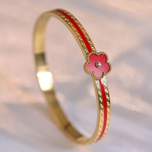 Bestseller 18K Vergoldetes Zirkon Fünfblättriges Kleeblatt Edelstahl Armreif Armband Damenschmuck - Product Image 4