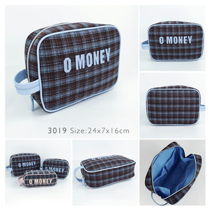 Bolsas <span class=keywords><strong>de</strong></span> Maquillaje y Cosméticas - Para Mujeres, Suave Terry, Bordado, Fluffi Teddy Peluche, Rosa, Cerezas, Logo Personalizado - Product Image 2