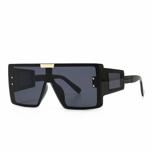 Lunettes carrées à grand cadre rétro pour femmes et hommes Lunettes avec logo personnalisé avec protection UV400 Designer PC Material - Product Image 1