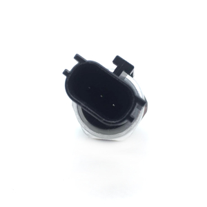 Capteur de pression à rampe commune de carburant automatique Q 92CP8-12 97721-3K000 57535-3K000 92CP812 977213K000 575353K000 pour Infiniti Nissan - Product Image 4