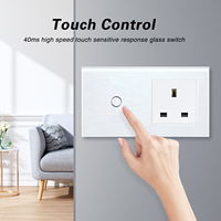 Prise murale UBARO standard britannique 13A avec ports USB-A et Type-C, panneau en verre trempé de luxe, prise de courant à 3 gangues avec interrupteur