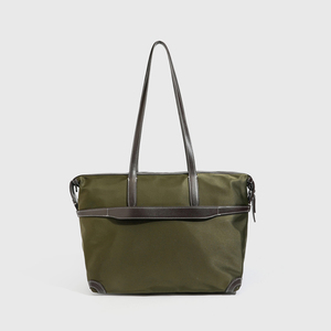 Bolso Tote de Nailon Personalizado para Mujer, Verde Oliva y Negro, Dos Asas, Cierre de Cremallera, Impermeable, Estilo Minimalista, para Uso Diario, Bolso de Hombro - Product Image 3