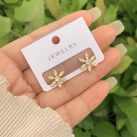 Nouvelles boucles d'oreilles pour femmes à la mode plaqué cuivre or 18 carats serties de diamants Zircon cercle géométrique multi-style en forme de coeur