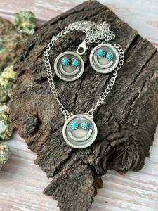 Ensemble collier et boucles d'oreilles en argent sterling fait main pour femmes, avec turquoise Kingman, motif smiley, pour cadeau - Product Image 4
