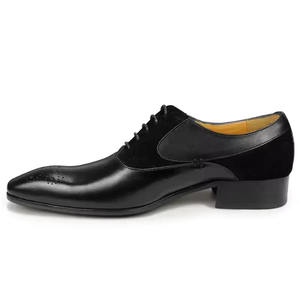Chaussures pour hommes luxueuses en cuir et daim fabriquées à la main, style oxford - Product Image 4