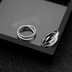 Hot Selling Simple Niche Design Stainless Steel Double Silver Plated Ring Personalized Fashion Unisex's Rings Wholesale Jewelry - Product Image 1
