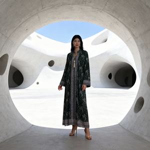 Abaya en polyester avec strass thermocollants, élégante et luxueuse, pour soirées et fêtes, pour femmes musulmanes, vente en gros, nouveau design tendance, fabricant OEM - Product Image 2