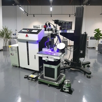 Machine de soudage par points à laser fibre avec bras articulé de précision à faible distorsion pour la réparation et la restauration de moules endommagés et usés