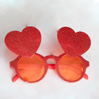 Lunettes Cœur Saint-Valentin Multicolores en Plastique Décoratives – Accessoire Viral pour Déclaration d'Amour