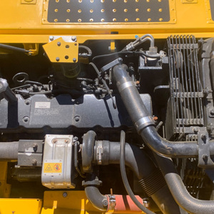 Excavadora de cadenas Komatsu PC200 de alta calidad, 20 toneladas, capacidad de cazo de 0.8m, usada, multifunción, de alta eficiencia - Product Image 4