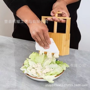 เครื่องทำลูกชิ้นไม้ไผ่ แบบกดด้วยมือ สำหรับทำลูกชิ้นปลาและเนื้อสัตว์ - Product Image 3