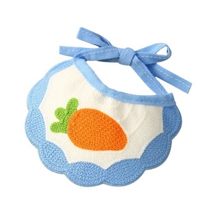 Bavoir tricoté écologique et mignon, réglable, motif dessin animé, pour animaux de compagnie, serviette anti-salive d'été pour chats - Product Image 1