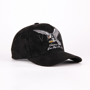Gorra de Béisbol de Lujo Personalizada en Gamuza Negra con Bordado 3D de Águila, Transpirable, Impermeable, Unisex, de 5 Paneles, con Forro de Satén - Product Image 4