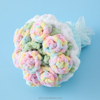 Cadeau de la Saint-Valentin, bouquet de fleurs en fil tricoté romantique, bouquet de roses au crochet fait main pour petite amie, femme