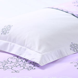 Juego de Ropa de <span class=keywords><strong>Cama</strong></span> de Lujo con Edredón Bordado Floral de Satén 100% Algodón para Hoteles, Diseño Moderno de Lujo, Logotipo Personalizable - Product Image 4