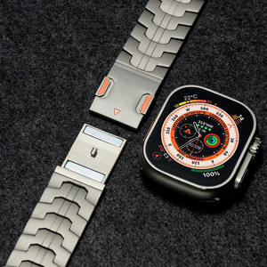 Correa de Reloj Inteligente Magnética de Aleación de Titanio con Cierre Magnético para Reloj y <span class=keywords><strong>iWatch</strong></span>, Diseño Iron Man, Resistente al Agua, Venta al Por Mayor - Product Image 5