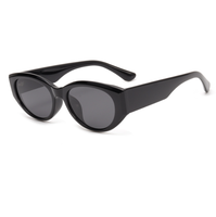 Lunettes de soleil Cat Eye UV400 Full Rim Monture noire légère avec verres gris Style millionnaire Fashion Commuter Premium for Women
