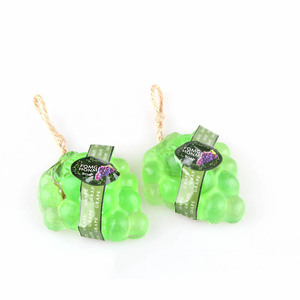 Sapone Artigianale Vegano con Oli Essenziali di Frutta per Viso e Corpo, Cura della Pelle e Bellezza - Product Image 6